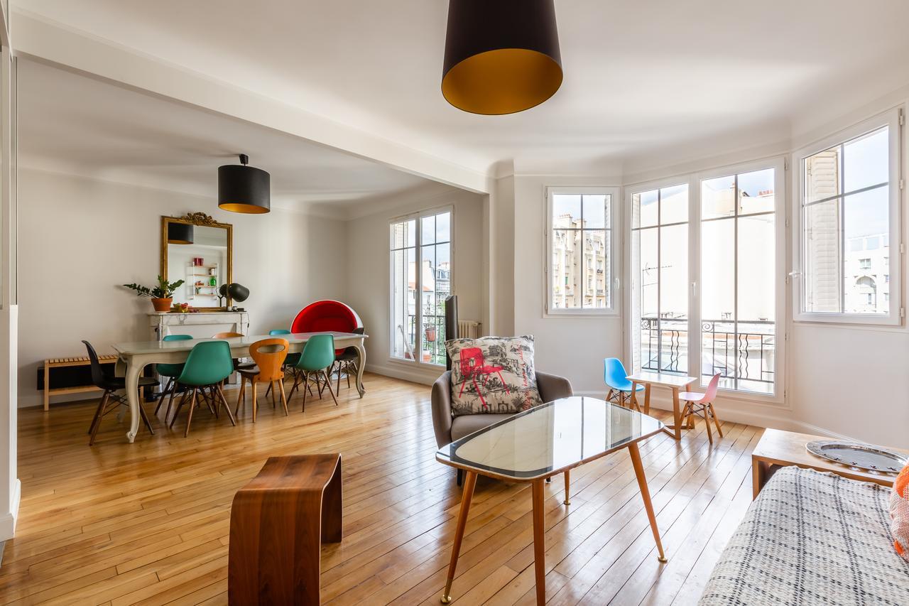 Veeve - Retro Chic In Petit Montrouge Apartment